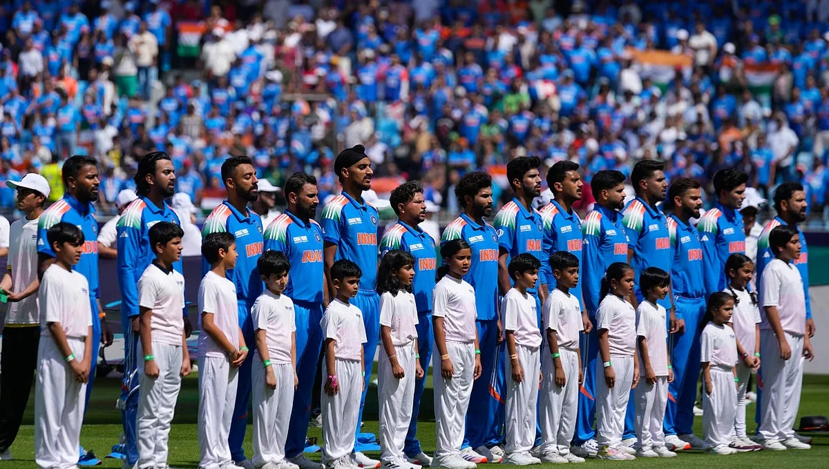 IND vs PAK: जब पाकिस्तान के राष्ट्रगान की जगह गूंजा ‘जलेबी बेबी’ – दुबई में शर्मिंदगी, सोशल मीडिया पर तूफान
